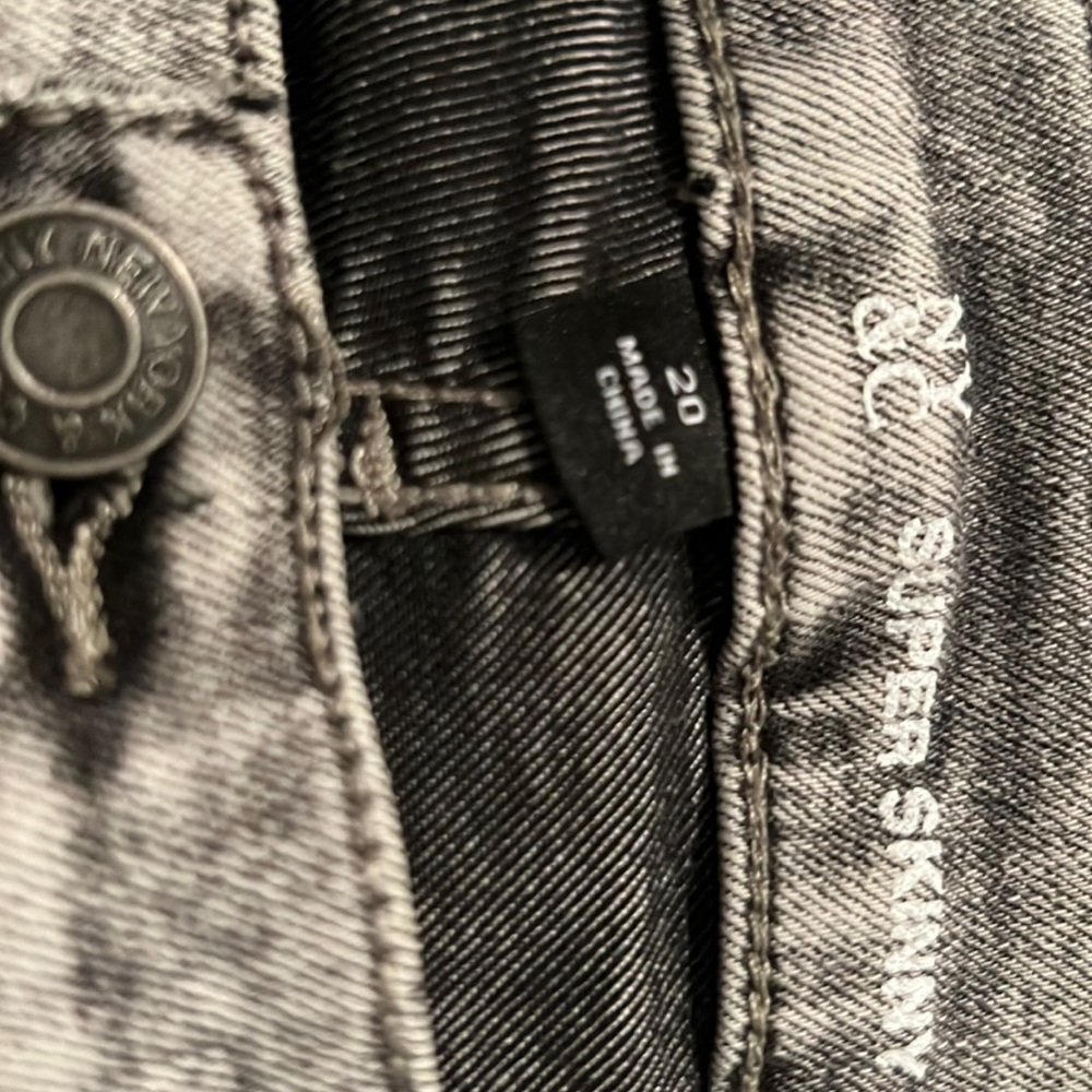 Gray denim, New York, and Company. Super skinny size 20.